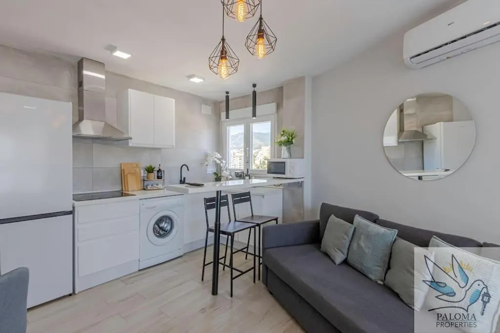Wonderful Studio Apartment On The Beachfront Benalmádena 0*,  Espanha