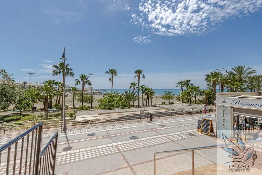 Wonderful Studio Apartment On The Beachfront Benalmádena